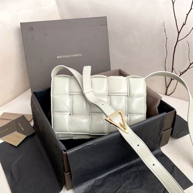 Bottega Veneta Women's Padded Cassette in Chalk - PBV11 - 5