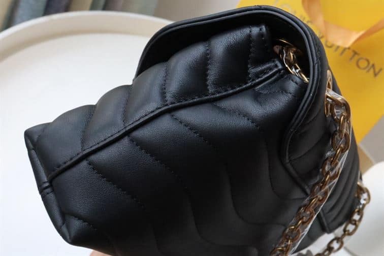 LOUIS VUITTON NEW WAVE BAG - LHB619 - 8