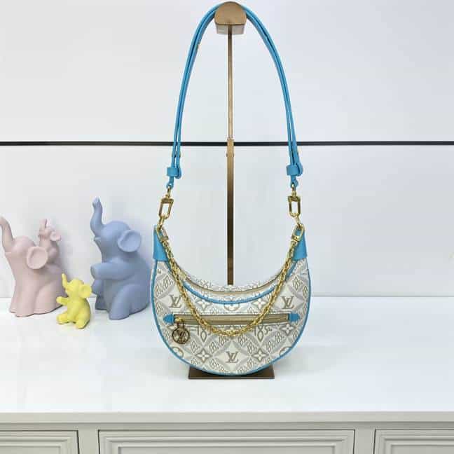 Louis Vuitton Loop - LHB537 - 2