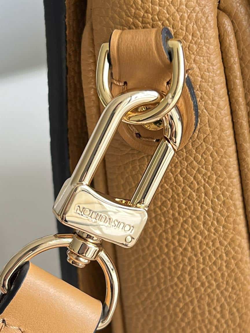 Louis Vuitton Pochette Metis handbag - LHB508 - 9