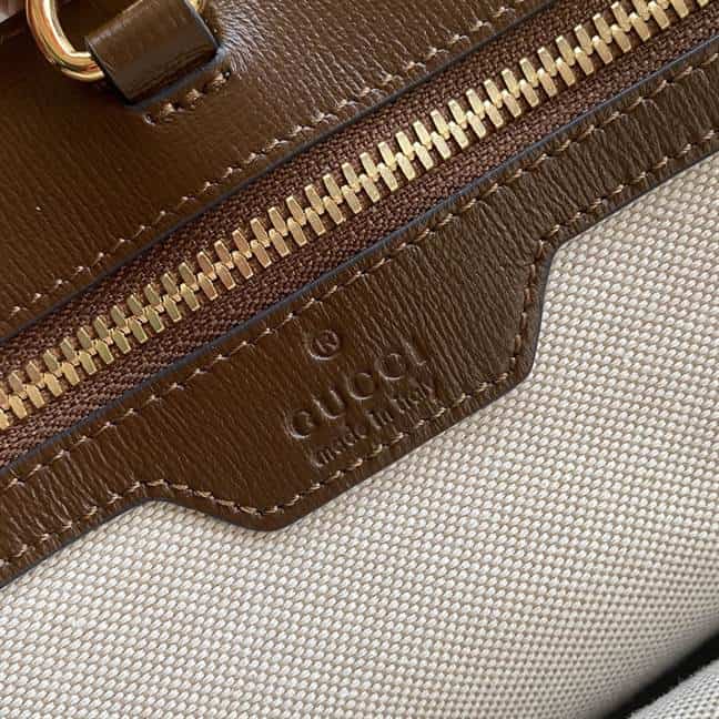 Medium tote with Interlocking G - GTB111 - 4