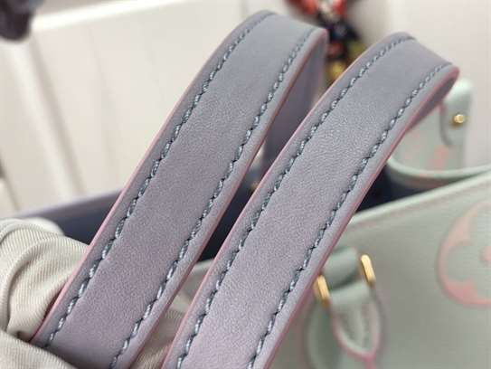 Louis Vuitton Tote OnTheGo GM - LTB546 - 5
