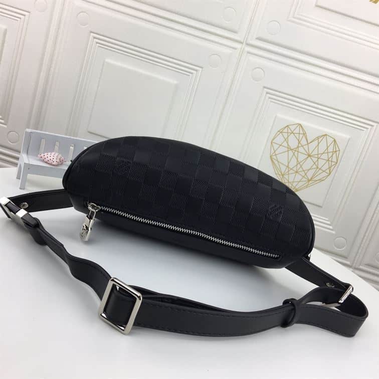 Louis Vuitton Campus Bumbag - LBB081 - 3