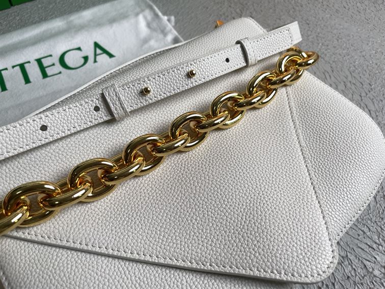 Bottega Veneta Wonmen's Mount in White - PBV16 - 5
