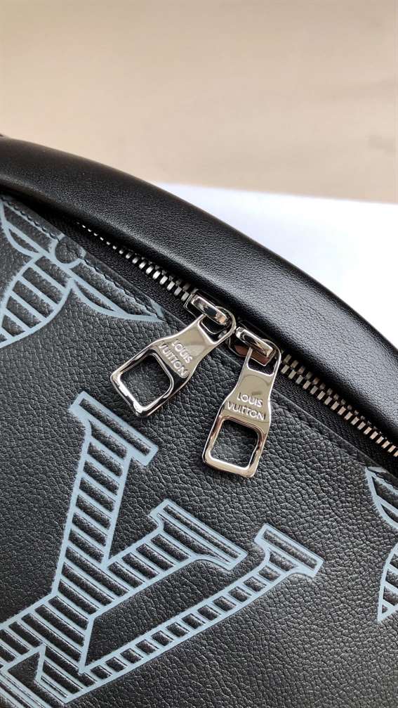 Louis Vuitton Discovery Bumbag - LBB282 - 6