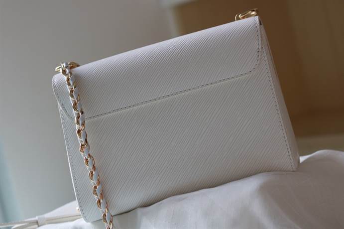 Louis Vuitton Twist PM - LHB567 - 2
