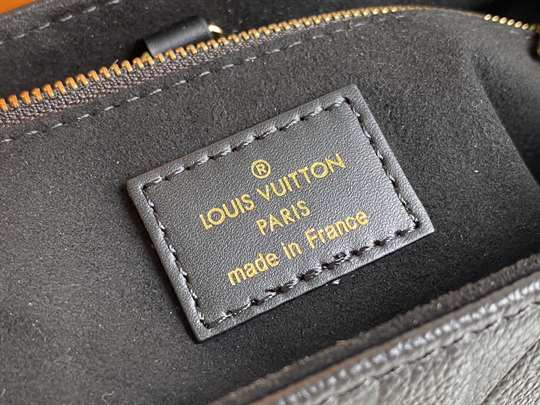 Louis Vuitton Onthego PM - LHB399 - 7