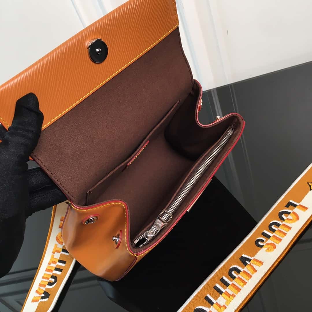 Louis Vuitton Cluny Mini - LHB478 - 4