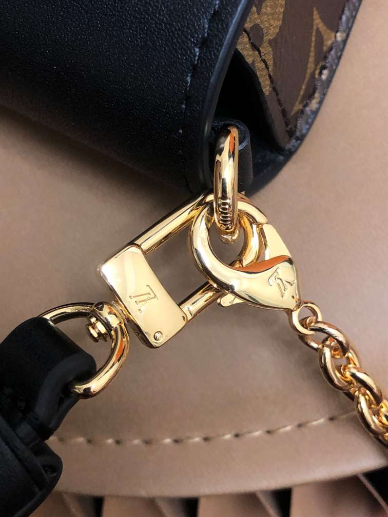 Louis Vuitton Padlock On Strap - LHB358 - 4