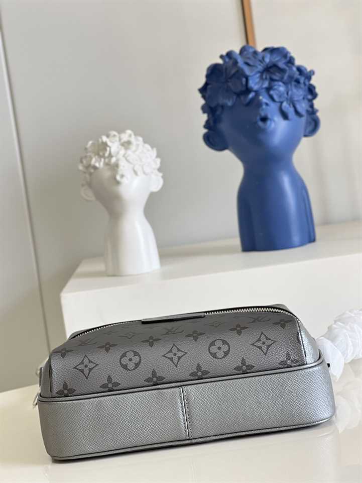 LOUIS VUITTON OUTDOOR MONOGRAM BAG - LMB327 - 5