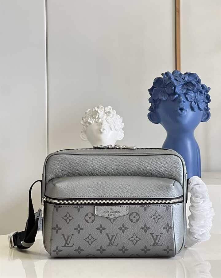 LOUIS VUITTON OUTDOOR MONOGRAM BAG - LMB327 - 2