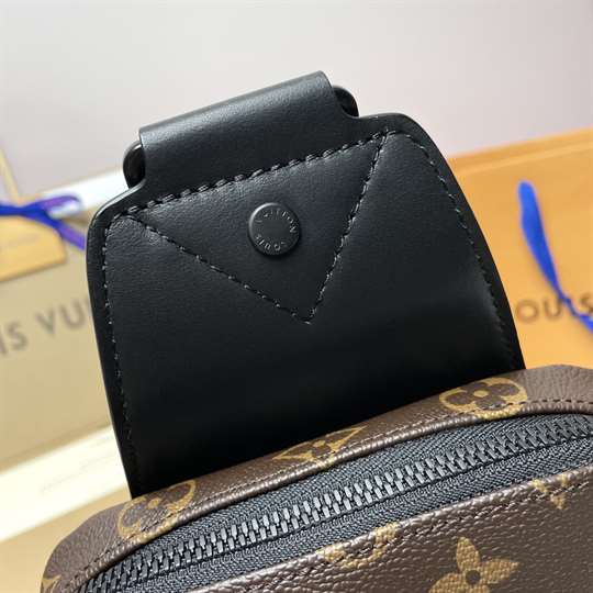 Louis Vuitton Avenue Sling Bag - LMB238 - 6