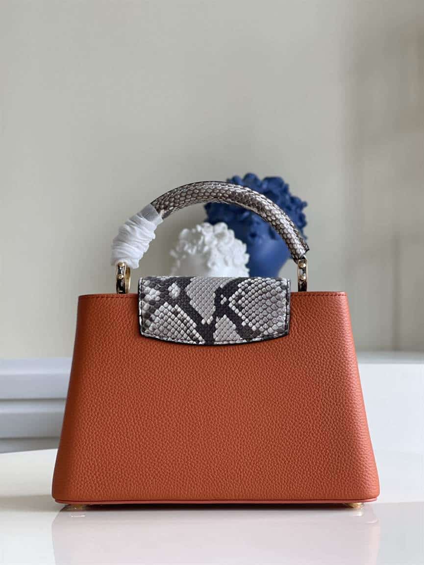 Louis Vuitton Capucines BB - LHB557 - 3