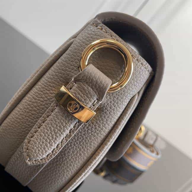 Louis Vuitton Lv Pont 9 Soft Pm - LHB466 - 6