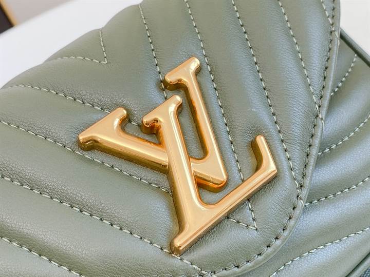Louis Vuitton New Wave Multi-Pochette - LHB469 - 6