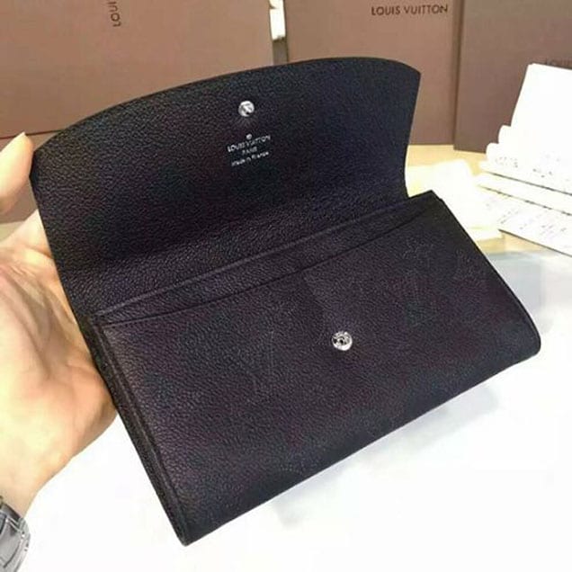 Louis Vuitton Iris Wallet - WPR88 - 6