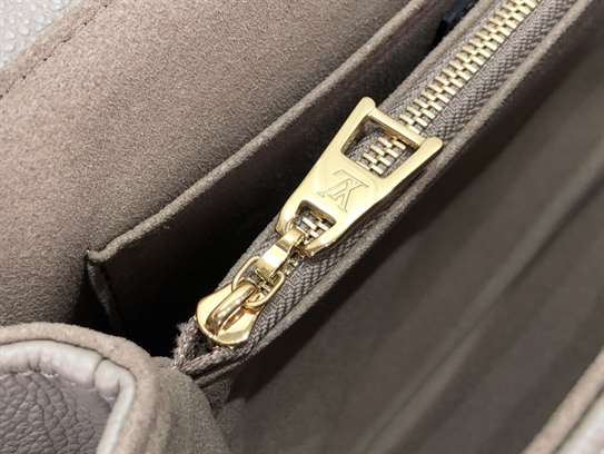 Louis Vuitton Madeleine MM handbag - LHB666 - 7