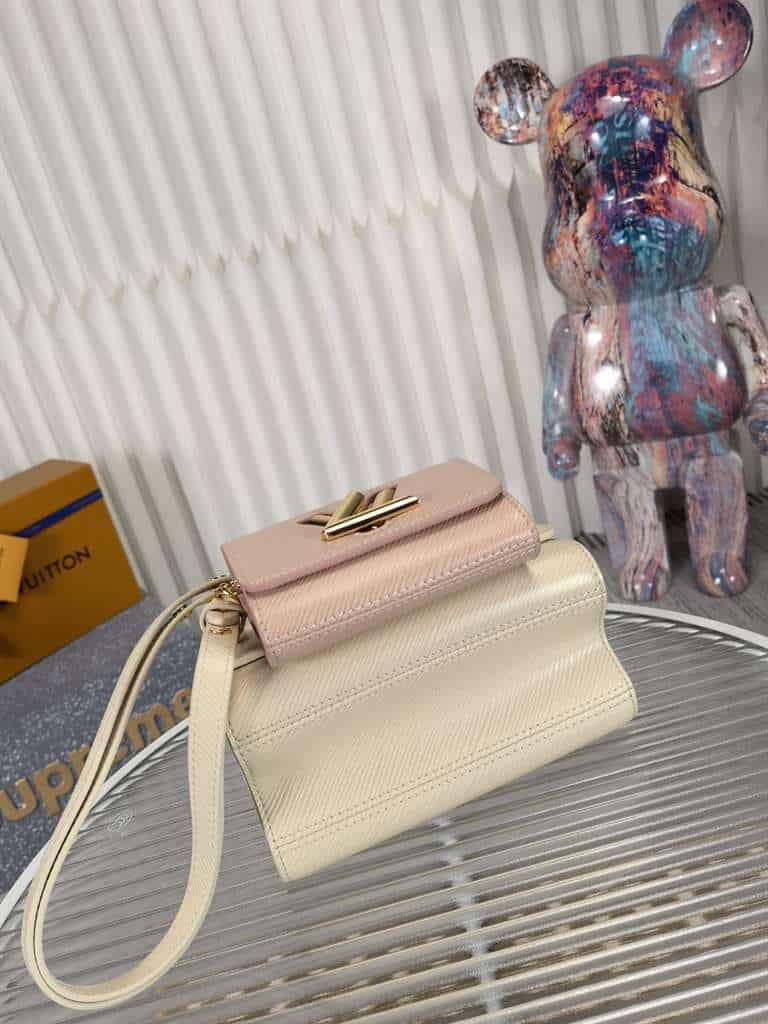 Louis Vuitton Twist PM handbag - LHB650 - 6