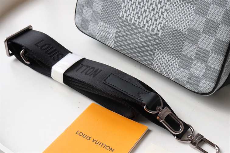 LOUIS VUITTON DAMIER INFINI CLUTCH - LMB336 - 6
