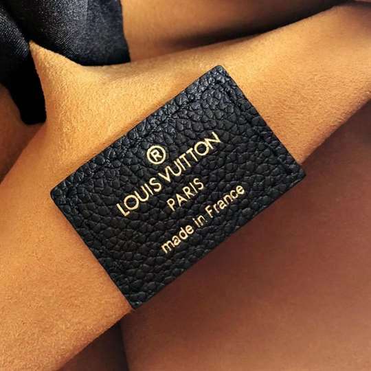 Louis Vuitton Discovery Bumbag - LBB310 - 5