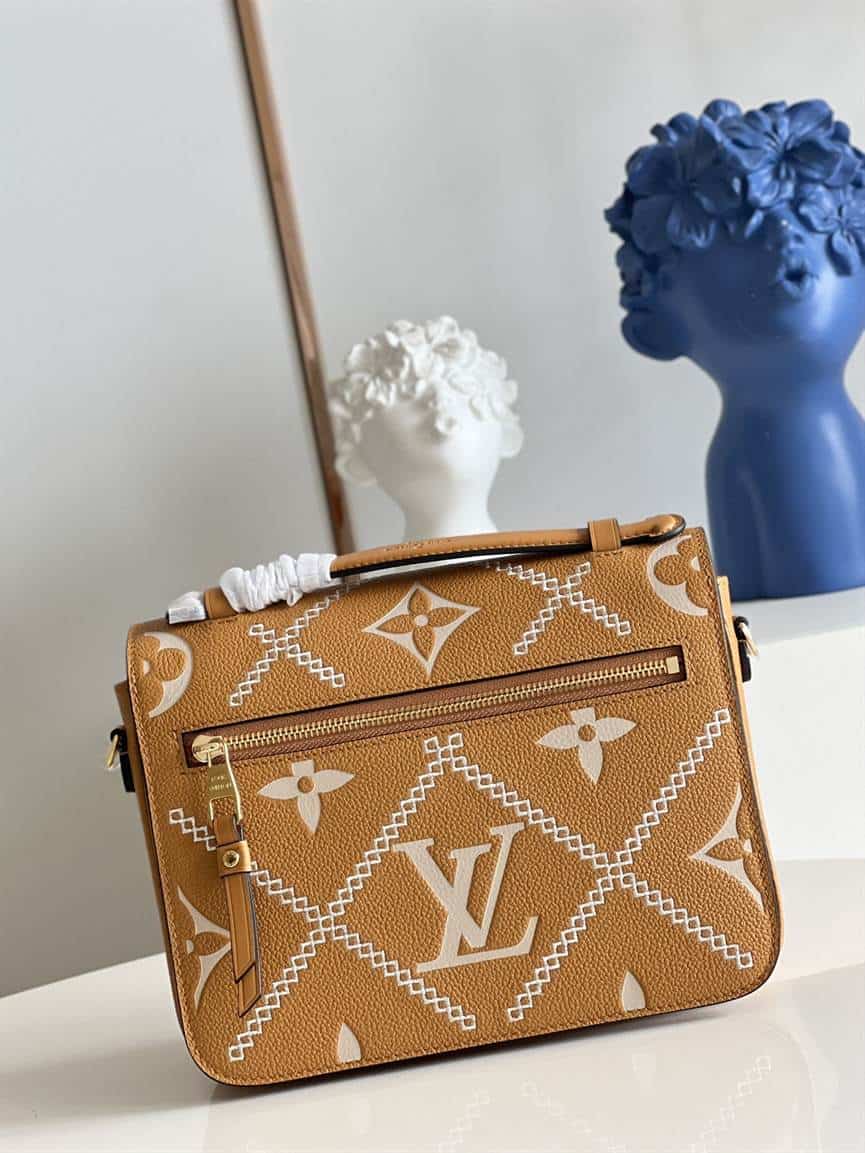 Louis Vuitton Pochette Metis handbag - LHB508 - 3
