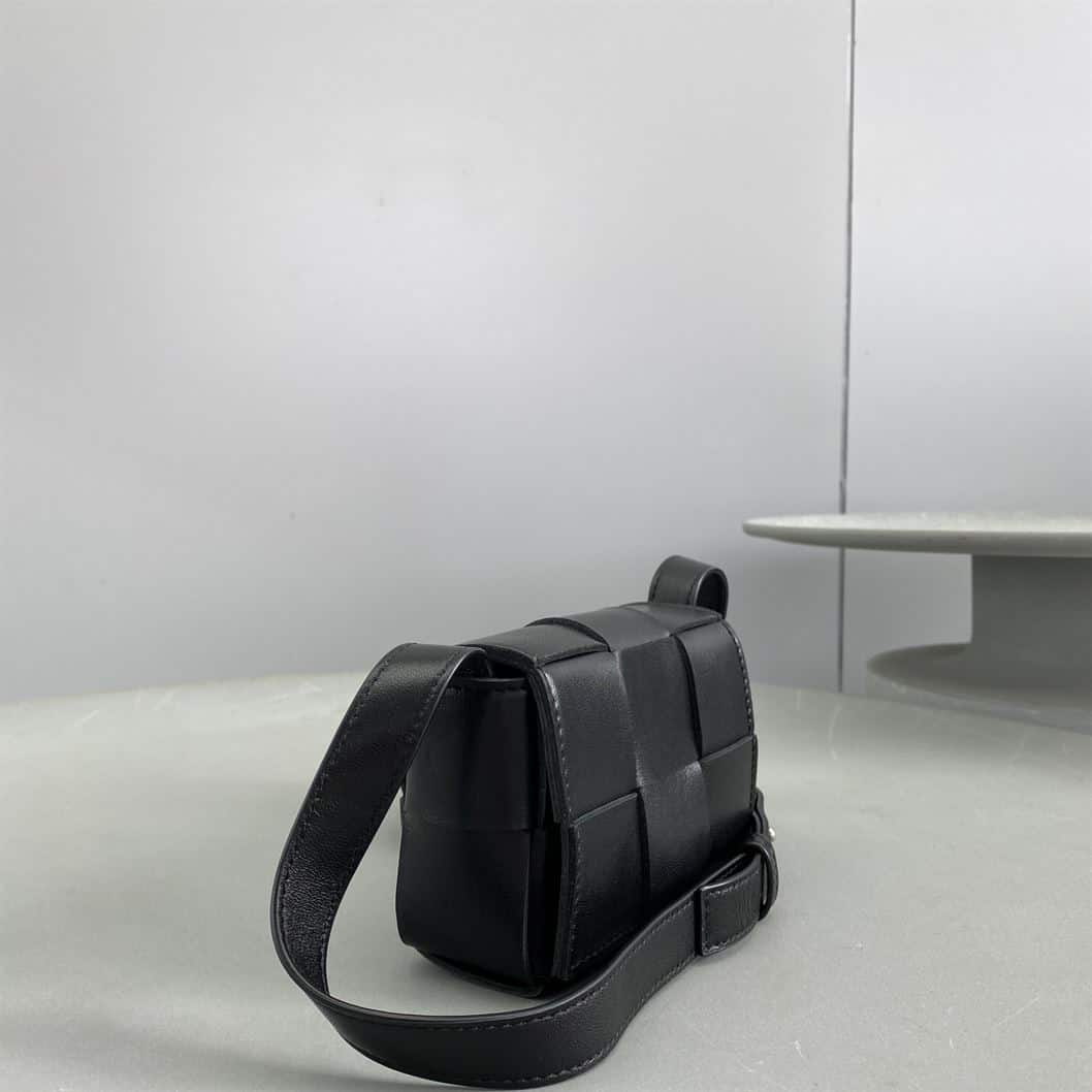 Bottega veneta Men's Cassette in Black - PBV07 - 7
