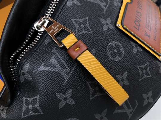 Louis Vuitton Discovery Bumbag - LBB277 - 6