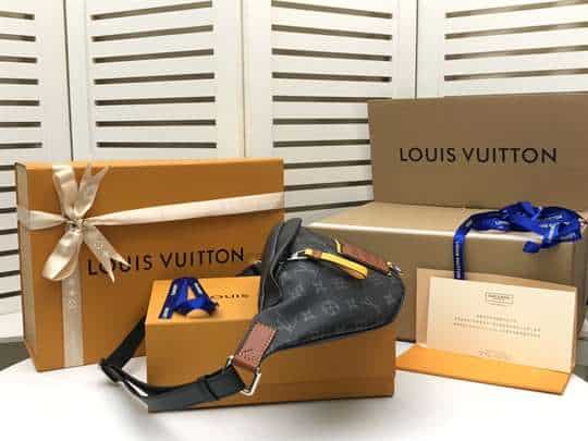 Louis Vuitton Discovery Bumbag - LBB277 - 4