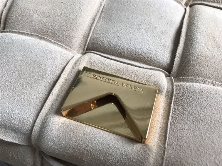 Bottega veneta Women's Chain Cassette in Porridge - PBV01 - 4