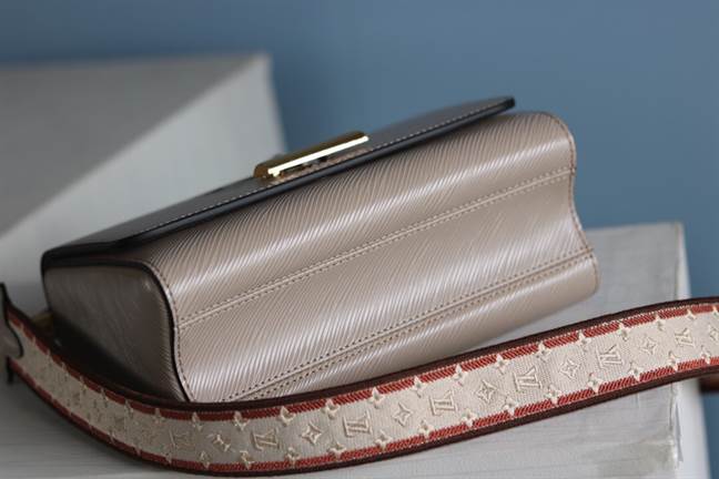 Louis Vuitton Twist PM - LHB583 - 6