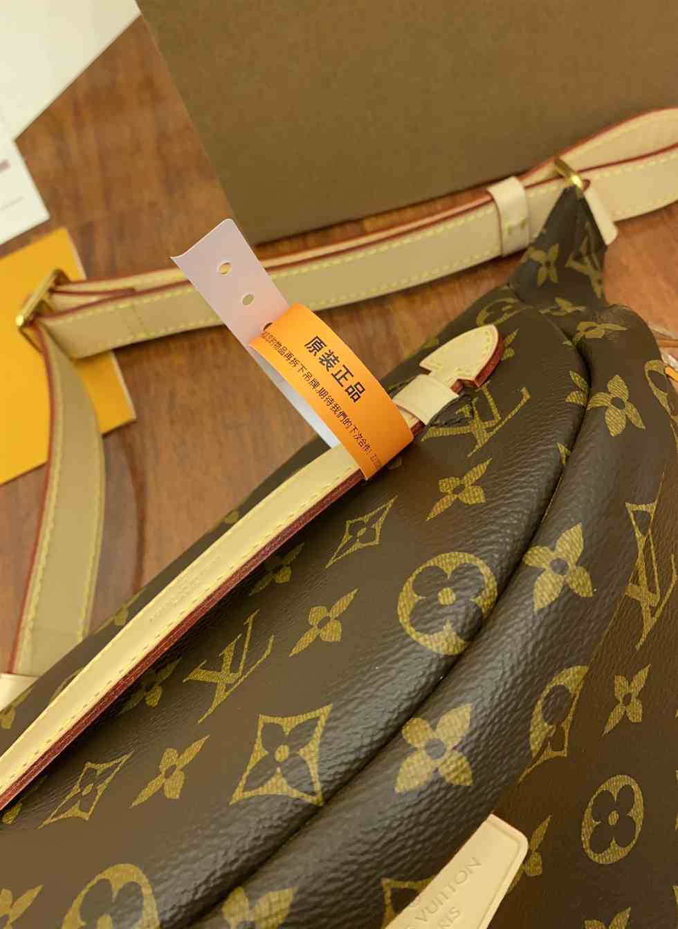 LOUIS VUITTON WAIST BUMBAG - LMB342 - 6