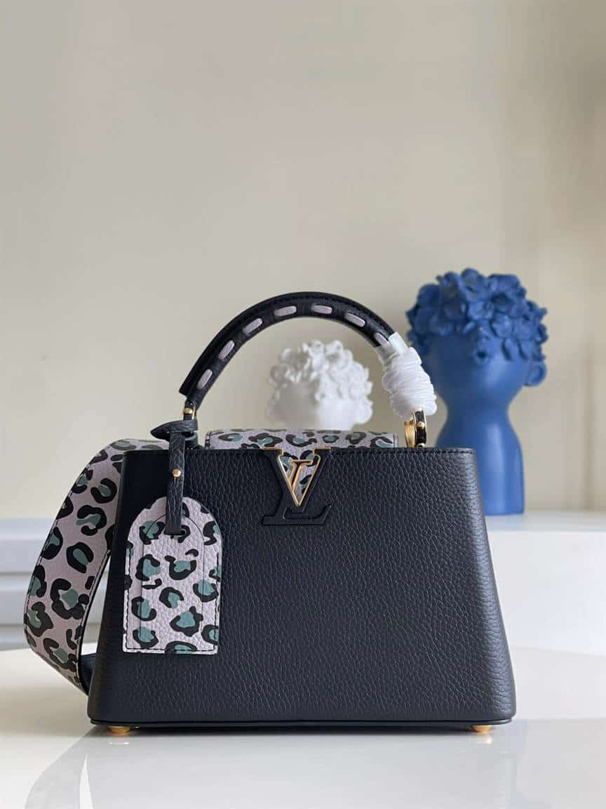 Louis Vuitton Capucines BB - LHB556 - 2