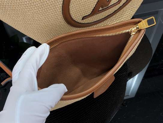 Louis Vuitton Caramel Brown Synthetic Knitted Raffia Shoulder Bag - LTB550 - 7