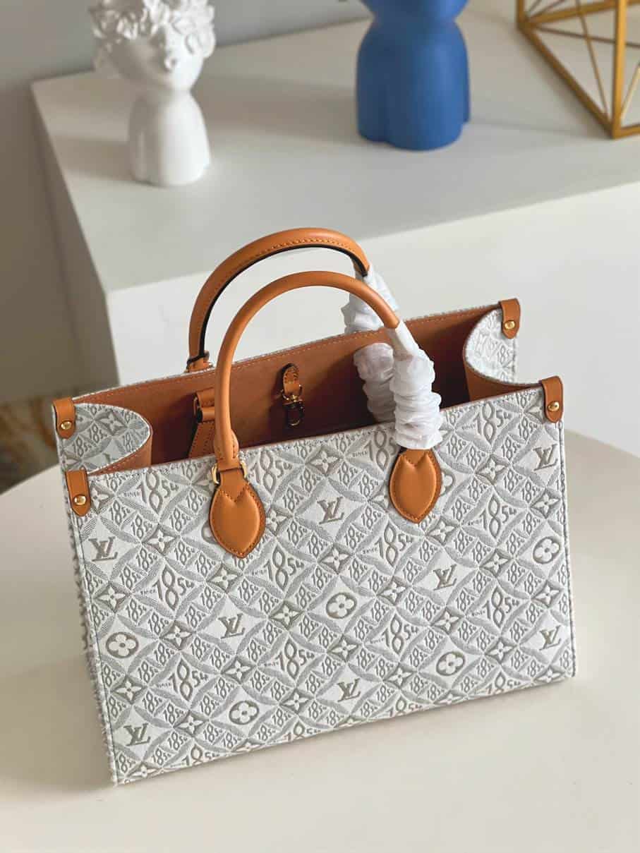 Louis Vuitton Onthego MM - LTB536 - 4
