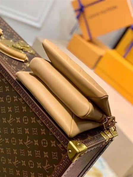 Louis Vuitton Coussin BB - LHB439 - 4