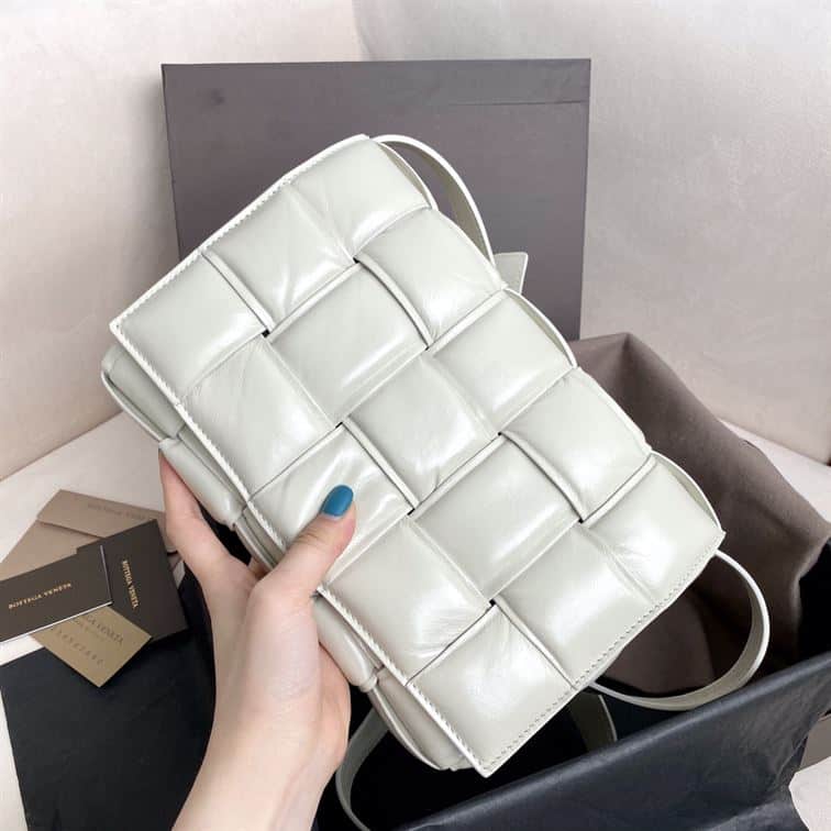 Bottega Veneta Women's Padded Cassette in Chalk - PBV11 - 3