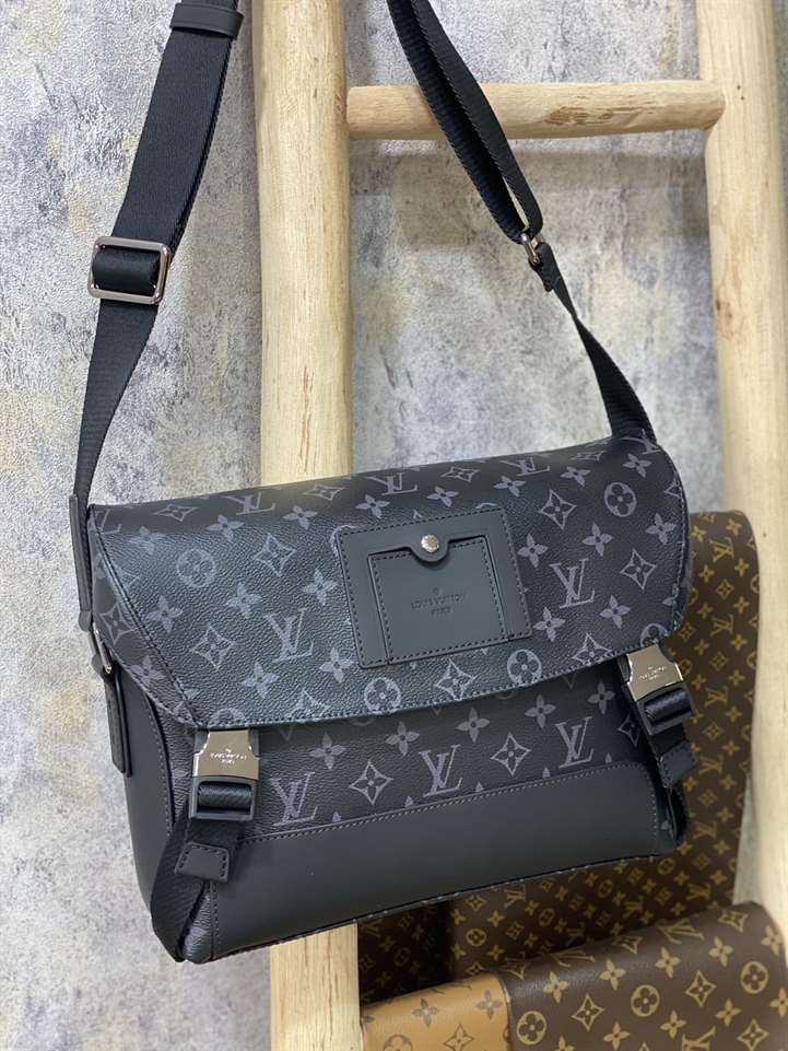 Louis Vuitton Messenger PM Voyager - LMB241 - 4