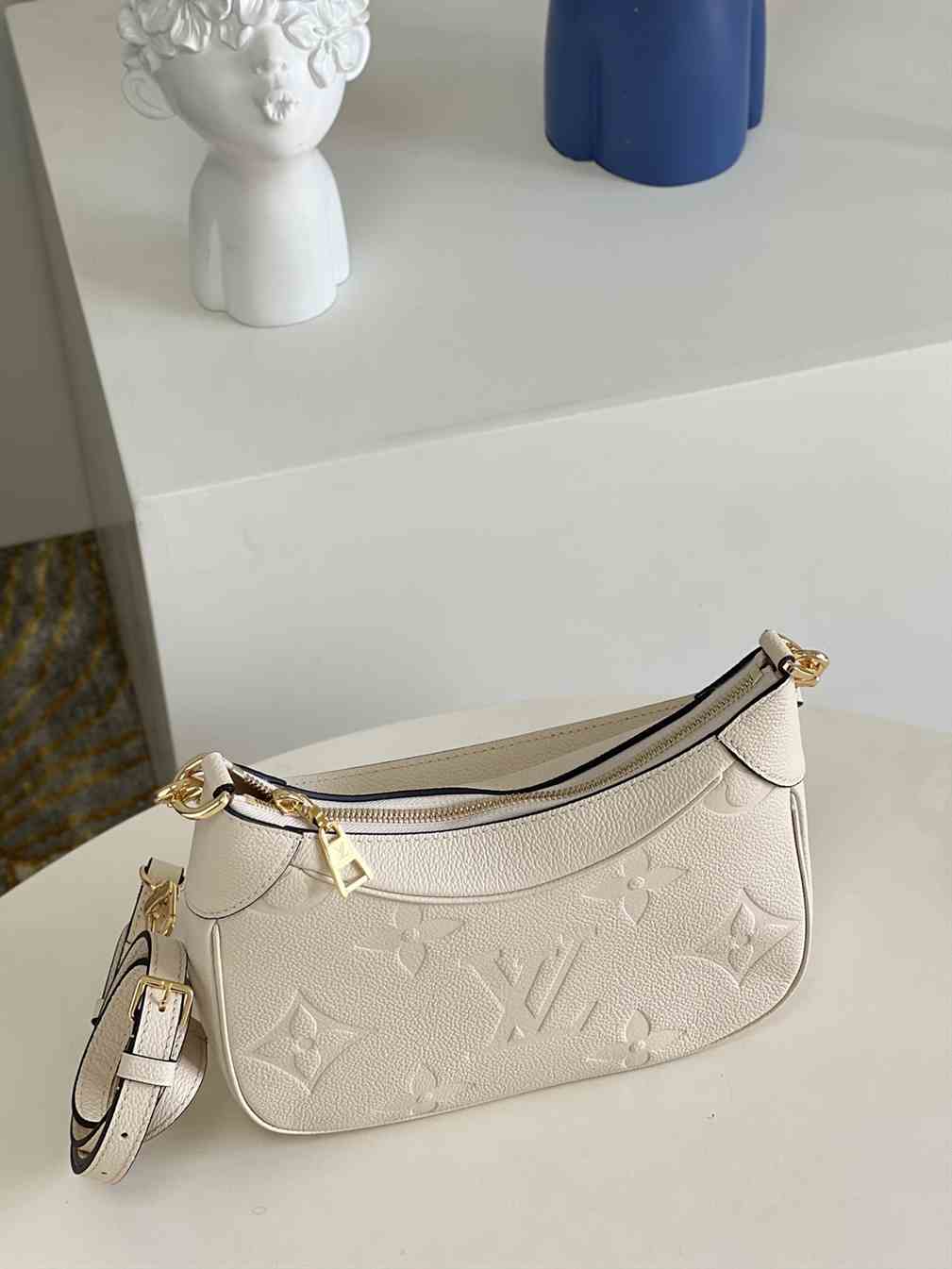 LOUIS VUITTON BAGATELLE BB - LHB626 - 4