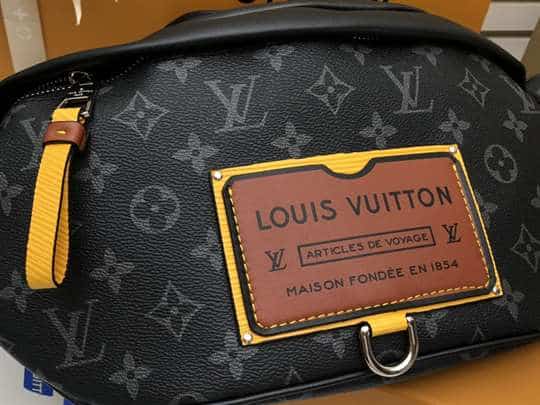 Louis Vuitton Discovery Bumbag - LBB277 - 5