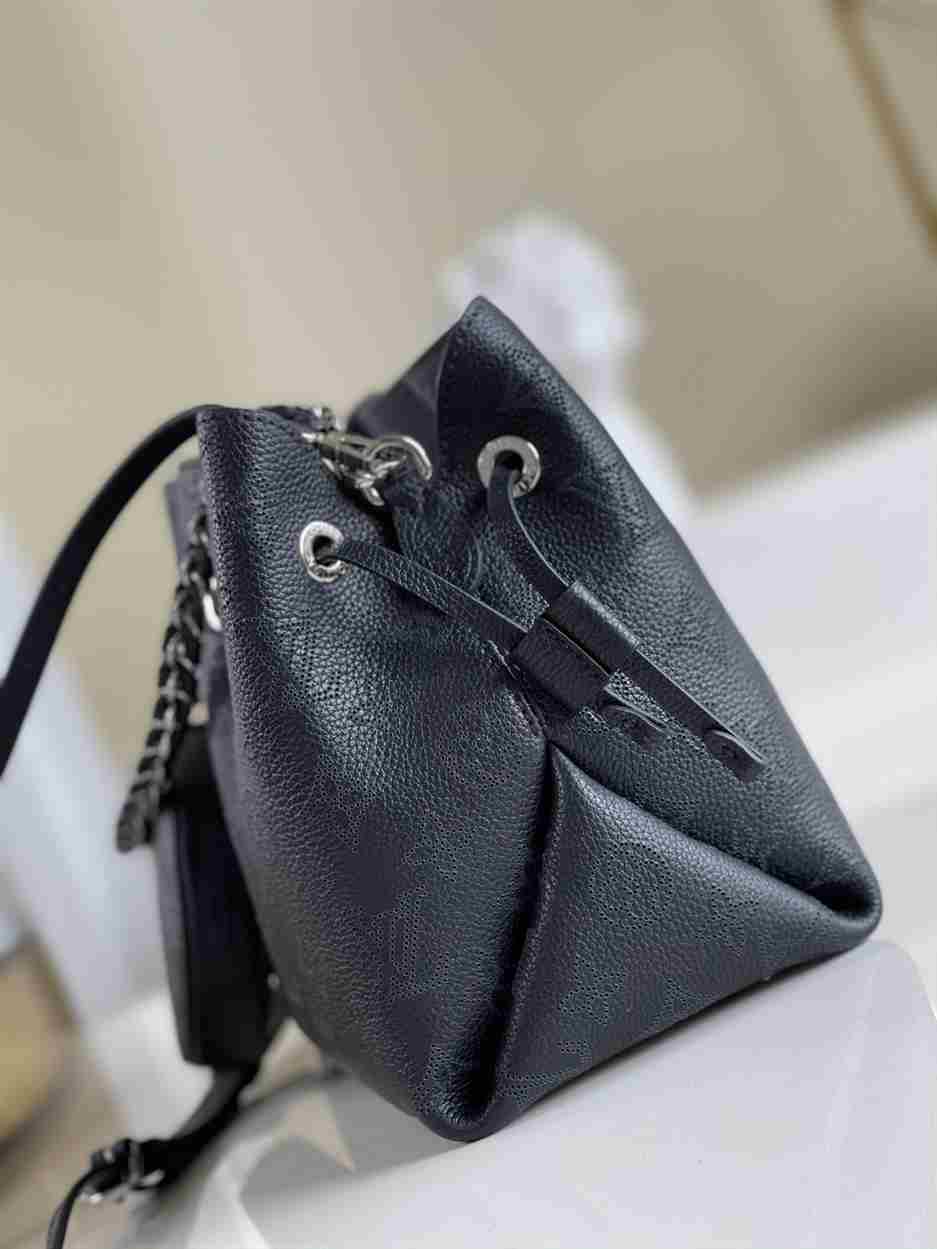 LOUIS VUITTON BELLA BUCKET BAG - LHB637 - 4