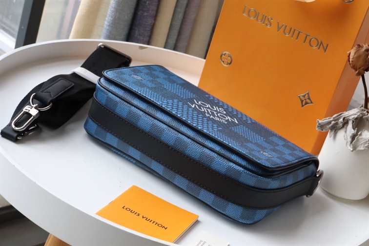 LOUIS VUITTON DAMIER INFINI CLUTCH - LMB335 - 6