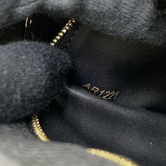 Louis Vuitton Capucines - LHB451 - 7