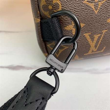 Louis Vuitton Avenue Sling Bag - LMB314 - 7