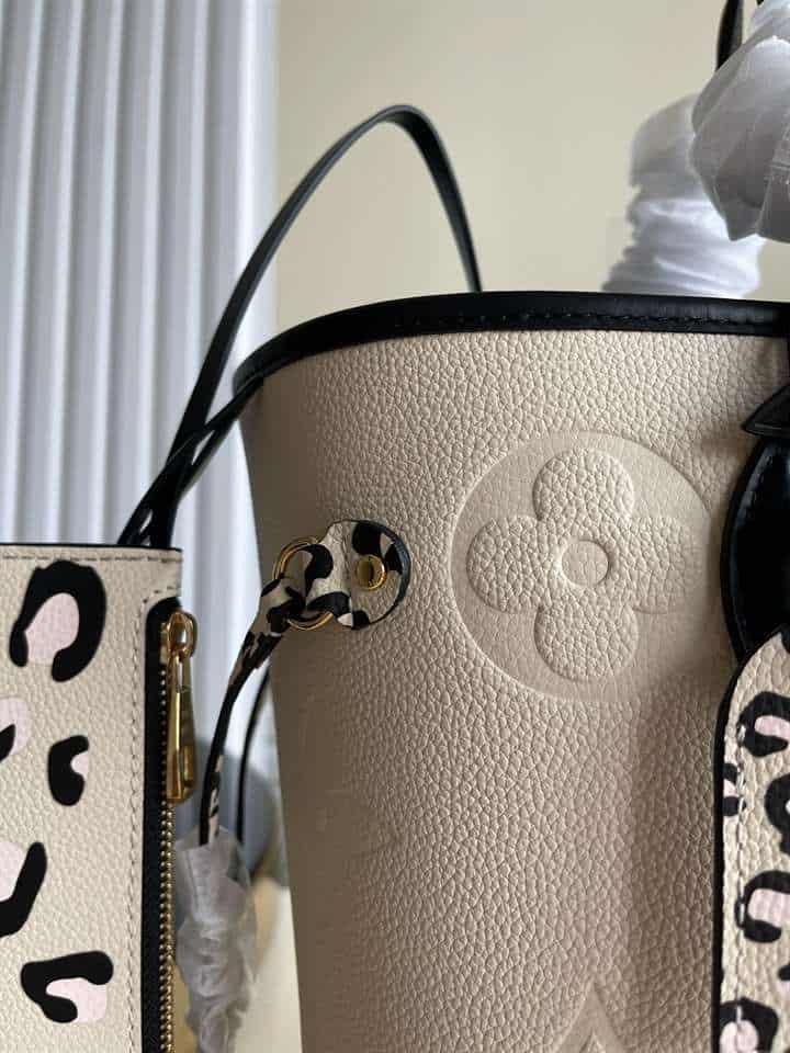 Louis Vuitton Neverfull Mm - LTB180 - 5