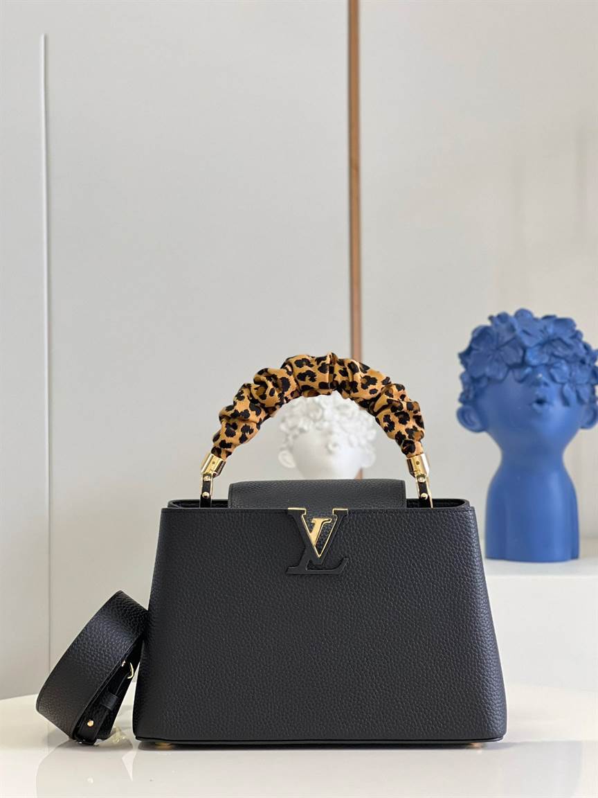 Louis Vuitton Capucines MM - LHB514 - 2