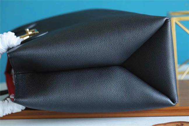 Louis Vuitton Lockme Shopper - LHB500 - 8