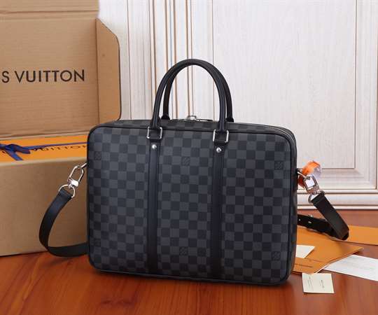 Louis Vuitton Porte-Documents Voyage Pm - LDB302 - 2