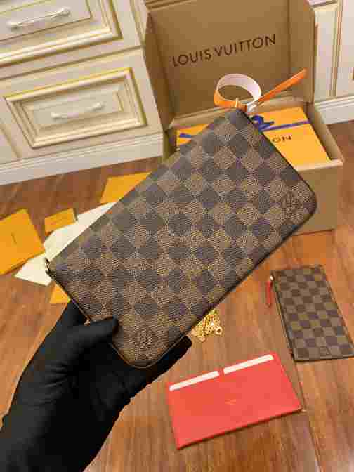 LOUIS VUITTON SHOULDER BAG - LHB633 - 12