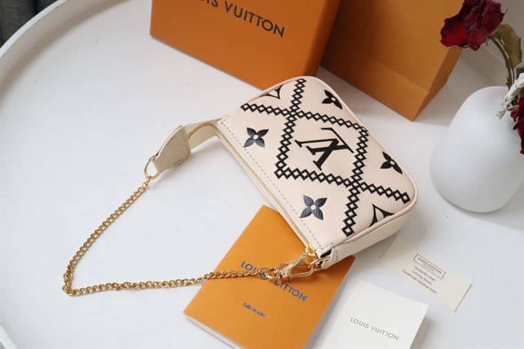 LOUIS VUITTON MONOGRAM EMPREINTE BRODERIES BAG - LHB620 - 6