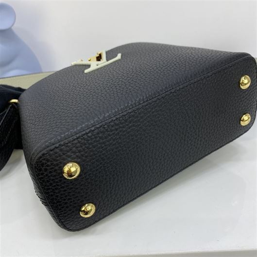 Louis Vuitton Capucines - LHB450 - 10